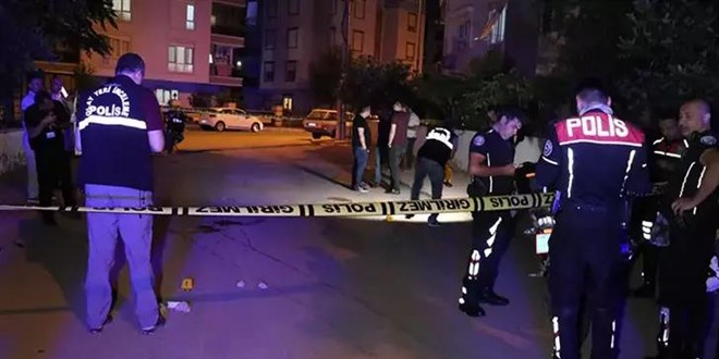 Annesini rehin aldı, bacağından vurularak etkisiz hale getirildi