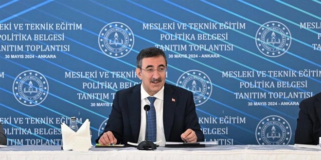 Cevdet Yılmaz: Yaşlanmadan zenginleşmemiz lazım