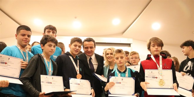 Ülkelerin birincileri Maarif Okullarından çıkıyor