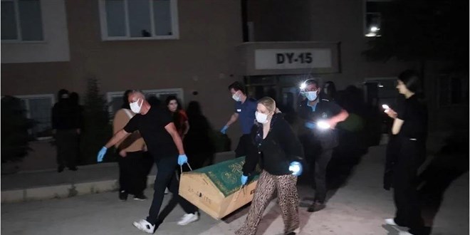 Gelen koku üzerine gerçek ortaya çıktı: Öldüğü bir hafta sonra fark edildi