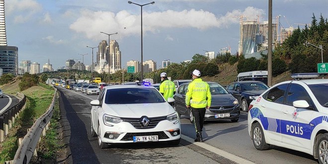 Bakan Yerlikaya: 415 bin 795 araca işlem yapıldı