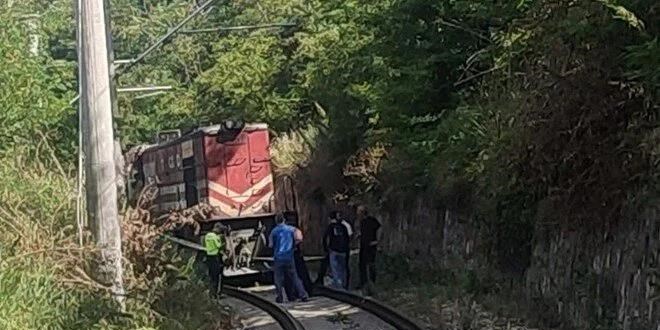Yük treninin çarptığı yaşlı adam hayatını kaybetti