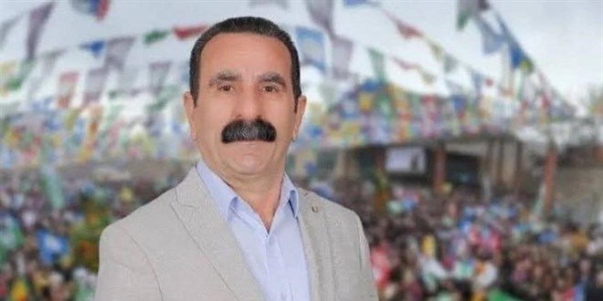 Hakkari Belediyesi'nde arama: Eş başkan gözaltında
