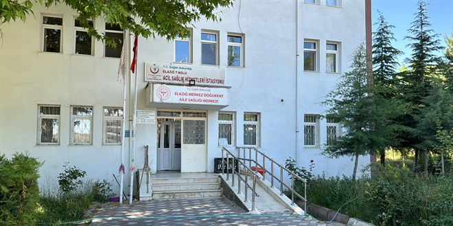 Elazığ'da kadın doktor hasta yakını tarafından darbedildi