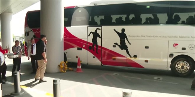 A Milli Futbol Takımı, İtalya'ya geldi