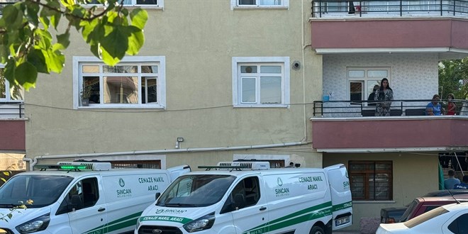 Eşini ve evde bulunan şahsı öldüren koca intihar etti