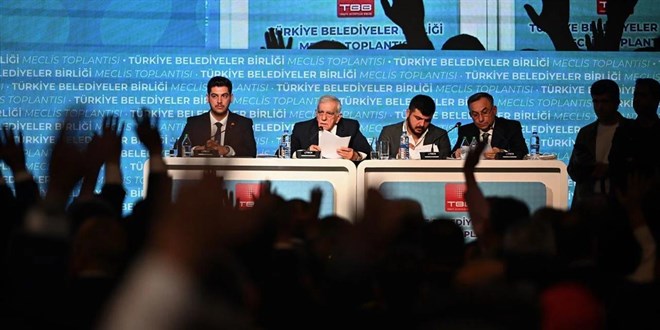 Türkiye Belediyeler Birliği Meclis Toplantısı'nda 'kayyum' tartışması