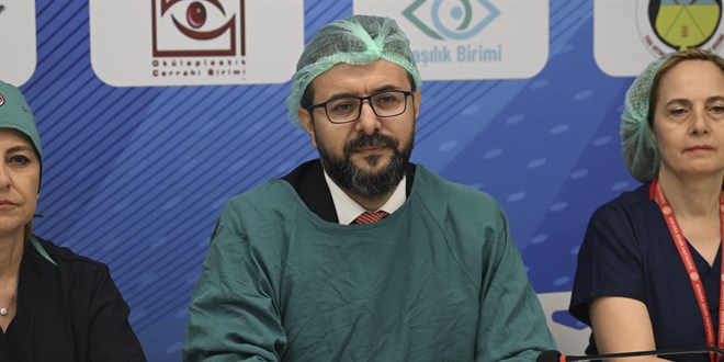 Göz hekimleri canlı yayında 70 göz ameliyatı yapacak