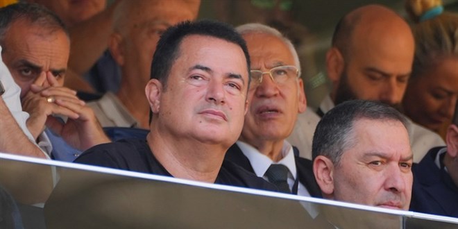Acun Ilıcalı'dan Aziz Yıldırım'a: 'Başkan olursanız Mourinho ile nasıl çalışacaksınız?'