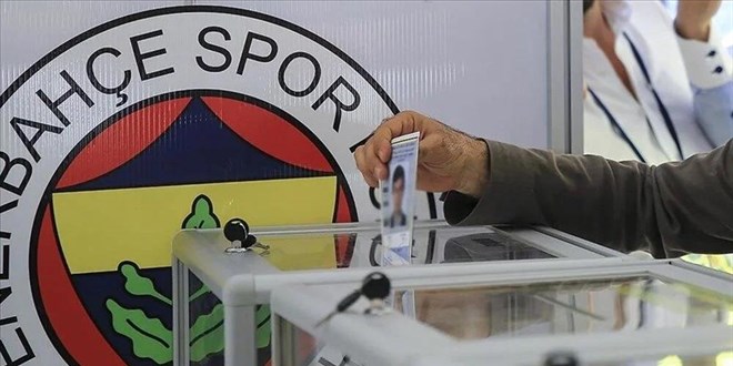 Fenerbahçe'de başkanlık seçimi için oy verme işlemi başladı