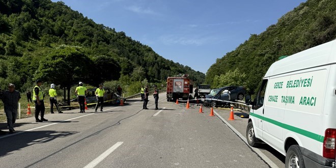Sinop'ta feci kaza: 2'si doktor 4 ölü