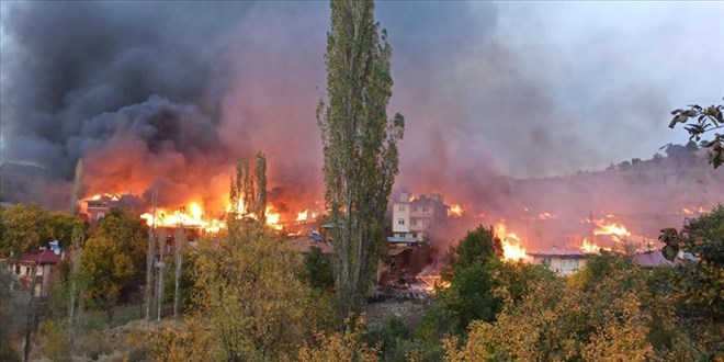 Kastamonu Valisinden köy yangınına dair açıklama