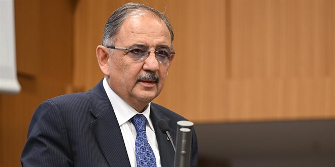 Bakan Özhaseki: Dünyanın en büyük şantiyesi deprem bölgesinde