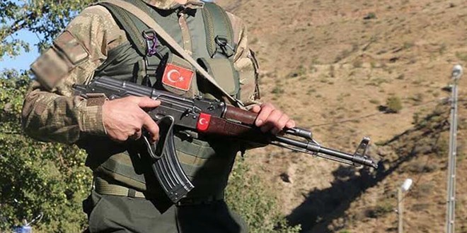 Şırnak'ta güvenlik korucuların aracı kaza yaptı: 1 şehit, 4 yaralı