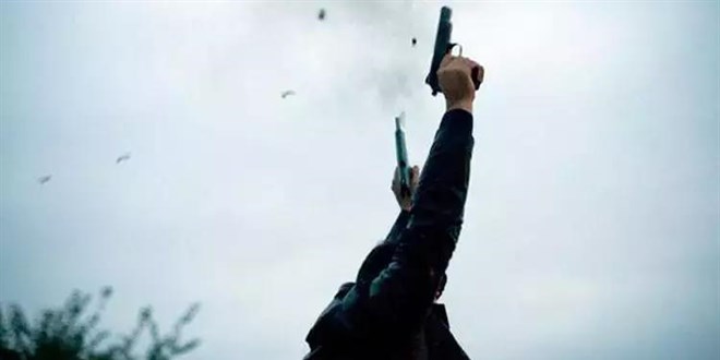 Düğünde silahla havaya ateş edilmesi sonucu 8 kişi yaralandı