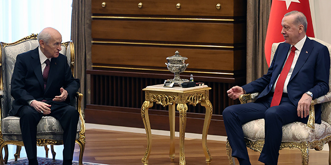 Erdoğan'ın Bahçeli ile görüşmesi sona erdi