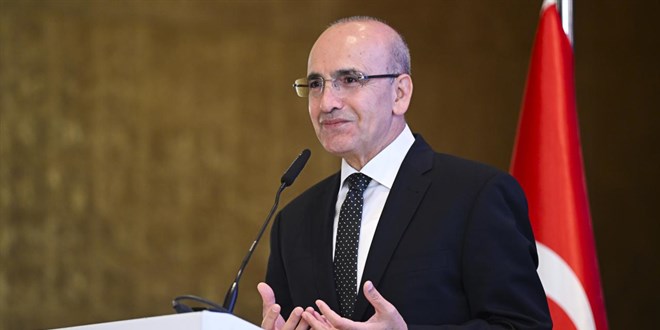 'Gerileyen cari açık, dış borcun milli gelire oranını düşürecek'
