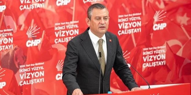 Özel'den hükümete AB eleştirisi