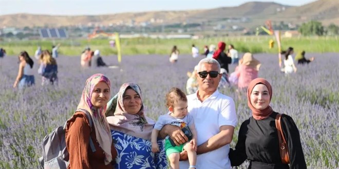 Aksaray'ın Lavanta bahçesi ziyaretçileriyle buluştu