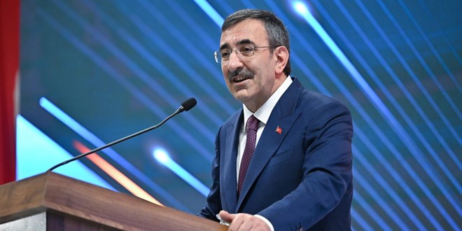 Cevdet Yılmaz: Dünya ihracatından aldığımız pay büyüyor