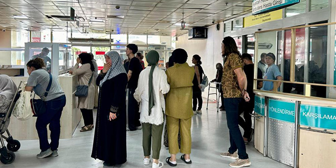 İzmir'de acil servisler alarm veriyor