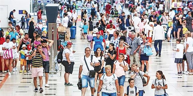 9 günlük bayram tatilini Türk tatilciler kurtardı