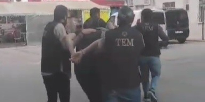 Konya'da aranması bulunan 2 FETÖ üyesi yakalandı
