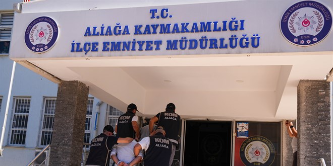 Aliağa'da gümrüğe 'rüşvet' soruşturması: 16'sı kamu görevlisi 78 gözaltı