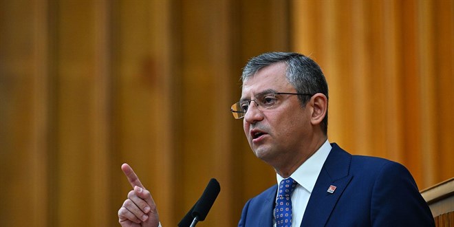 Özgür Özel'den eylem çağrısı: Ayağa kalkın