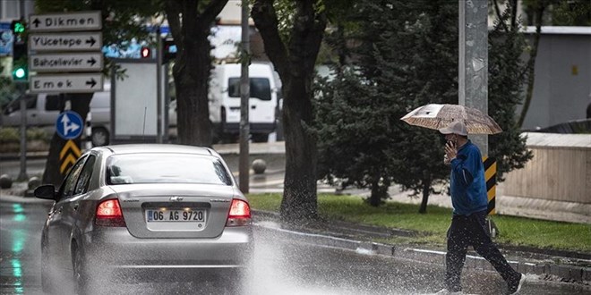 Ankara ve çevresindeki iller için gök gürültülü sağanak uyarısı