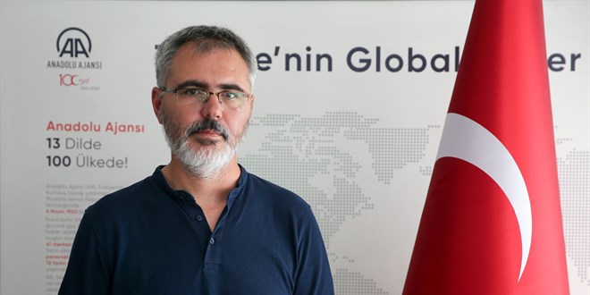 15 Temmuz gazisi öğretmen çenesine takılan platinle yaşıyor