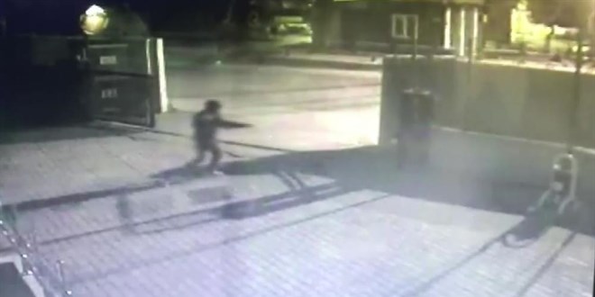 Polis merkezine saldıran şahıs ilk duruşmada ifadesini değiştirdi