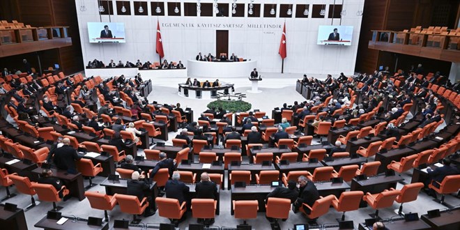 Meclis yoğun gündemle toplanacak