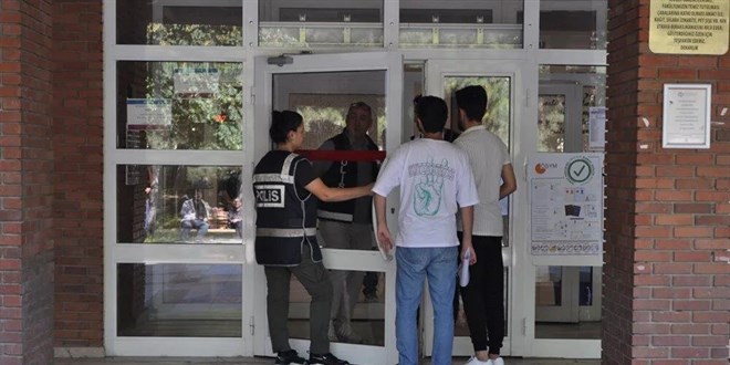KPSS'ye saniyelerle geç kaldılar! Adaylar kapıdan döndü