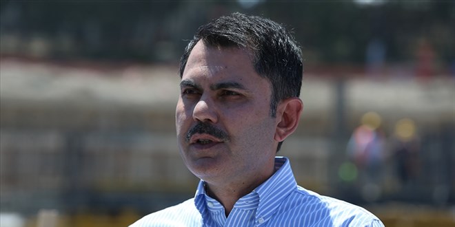 Bakan Kurum: 2025'te evine giremeyen tek bir depremzede kalmayacak