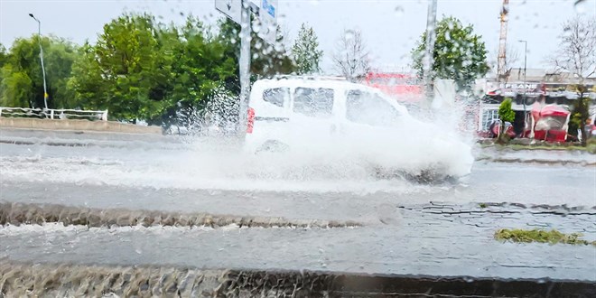 Doğu Akdeniz için sağanak uyarısı