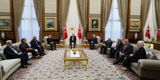 Cumhurbaşkanı Erdoğan, siyasetçileri kabul etti