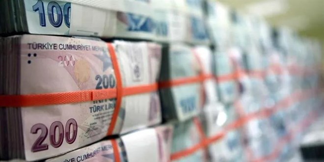 Bütçe 6 ayda 747 milyar lira açık verdi