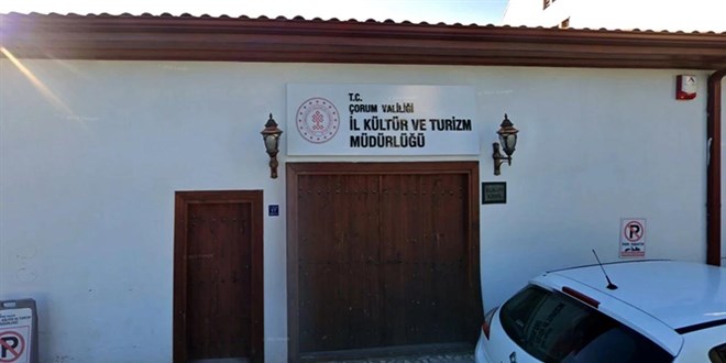 Kültür Müdürü 6284'ü istismar etti iddiası