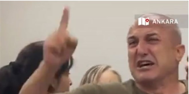 Vekiller acılı babayı Meclisten çıkardı