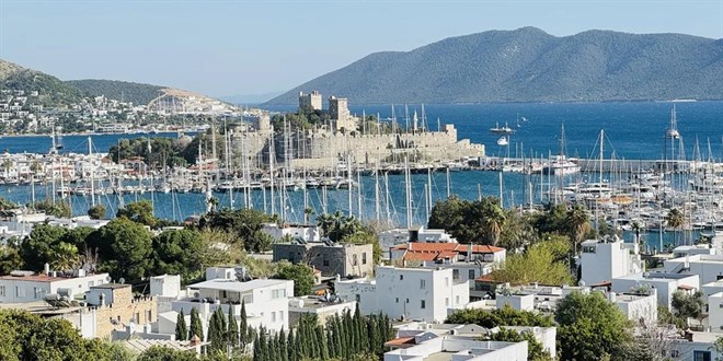 Bodrum geri vites yaptı! Tatilcilerin isyanı fiyatları düşürdü