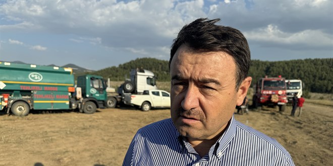 Kütahya'daki orman yangınında 30 haneli mahalle boşaltıldı