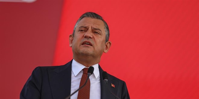 Özgür Özel: Birbiriyle en kavgalı bakanlar önceki ve sonraki Milli Eğitim Bakanları