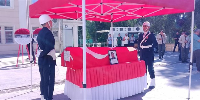 Kalp krizinden vefat eden emniyet müdür yardımcısı için tören düzenlendi