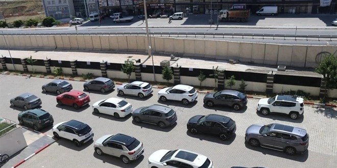 Sahte sağlık raporu operasyonu! 98 kişi gözaltıda, 17 araca el konuldu