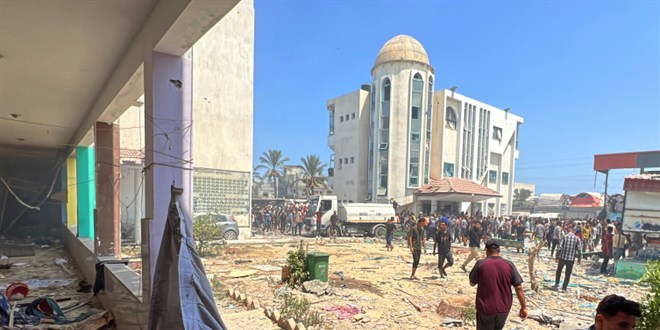 İşgalci İsrail sahra hastanesini bombaladı