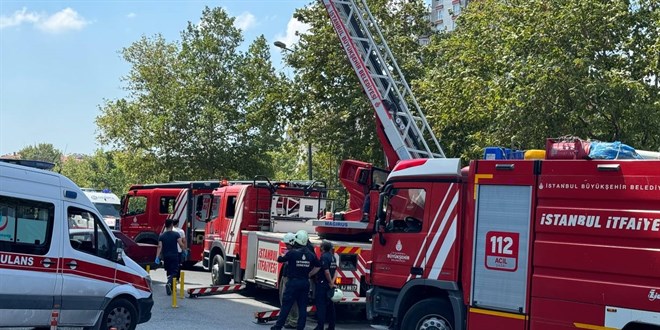 Özel hastanede çıkan yangın nedeniyle hastalar tahliye edildi