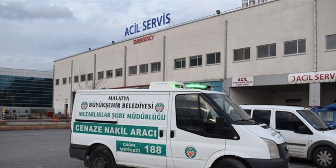 Ambulansn arpt kadn hastanede ld