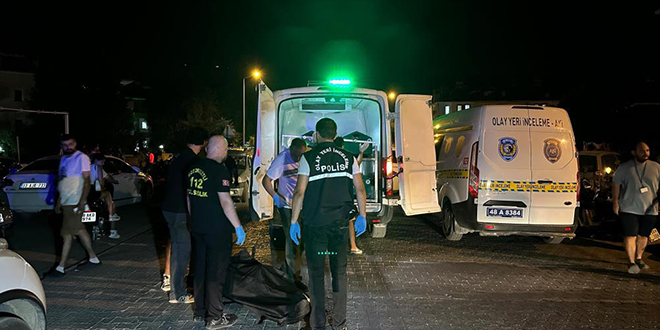 Otomobille arpan motosikletin 15 yandaki srcs ld