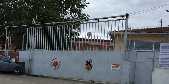 Cezaevinde kendini asan mahkum kurtarlamad